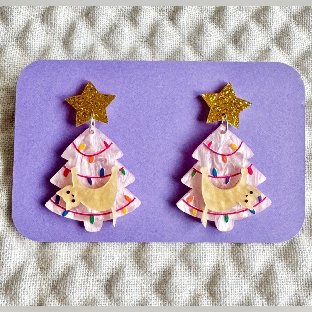 New Pink Christmas Tree w/ White Cat Pearlescent & Glitter Acrylic Earrings - 2” - Picture 5 of 6
